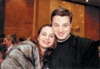Мама и сын — актриса и актёр Алексей Макаров