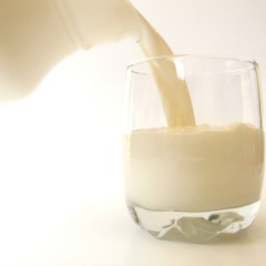 Полезные и отрицательные качества молока